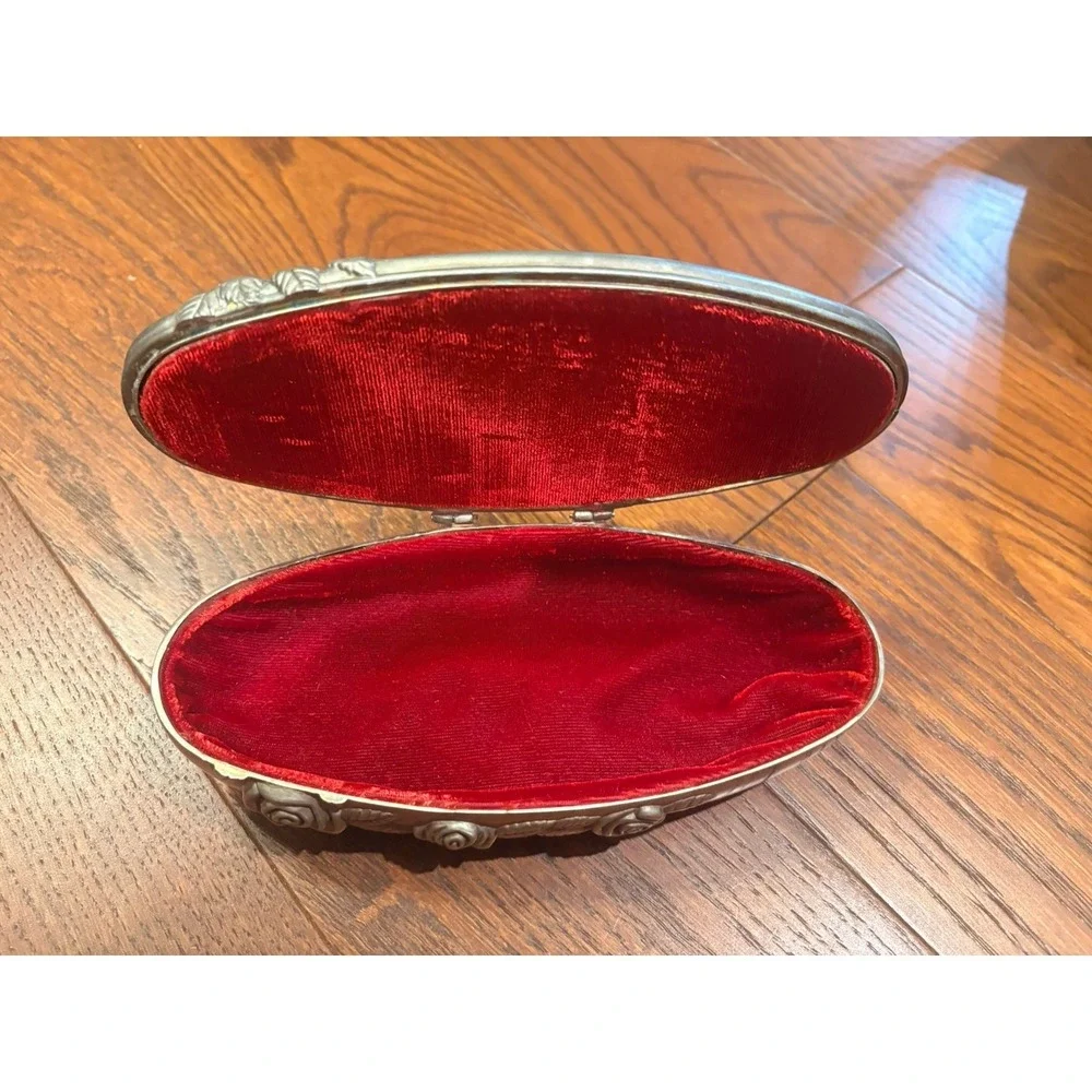 Godinger Silver Plate Rose Pattern Oval Velvet Lined Jewelry Box